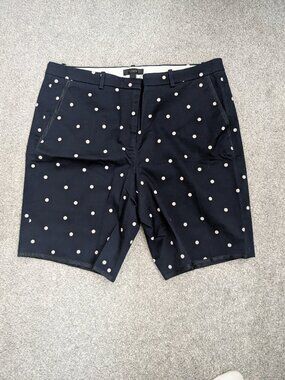 J Crew Women's Polka Dot Bermuda Chino Shorts Flat Front Cotton Blend Size 8